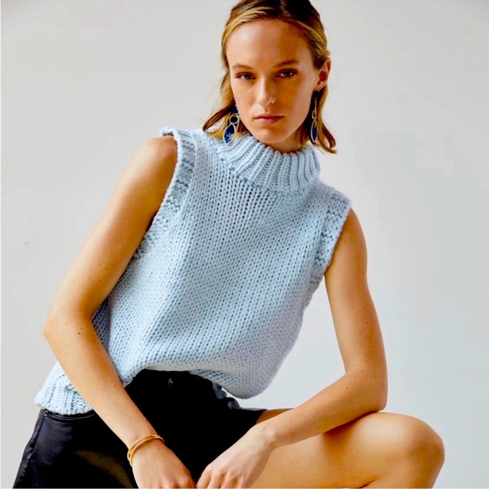ANTHROPOLOGIE | NWT Mock Neck Sleeveless Vest - sz S